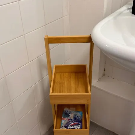 Apartment 1 Bed Flat - Perfect For Short *